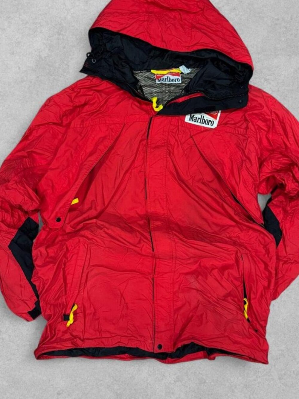Vintage Marlboro Puffer Jacket Red 90s